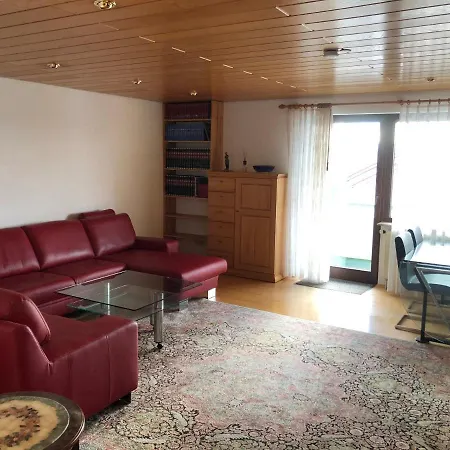 Apartment Fuer 4 Personen, 2 Schlafzimmer, 2 Parkplaetze, Wlan