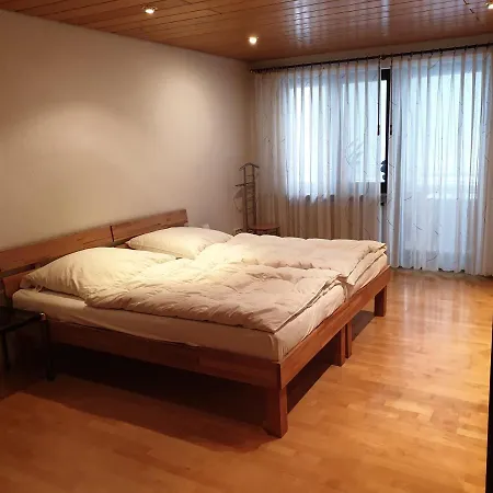 Fuer 4 Personen, 2 Schlafzimmer, 2 Parkplaetze, Wlan Daire Konstanz