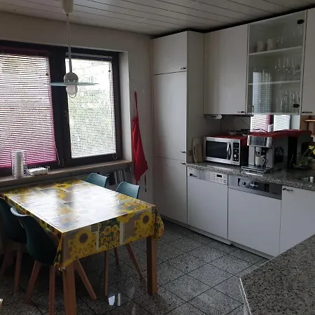 Daire Fuer 4 Personen, 2 Schlafzimmer, 2 Parkplaetze, Wlan *