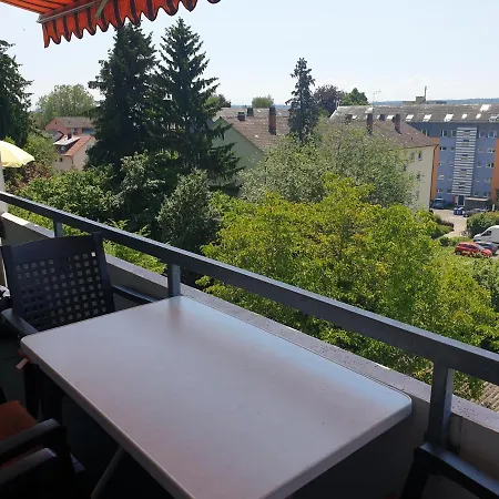 Fuer 4 Personen, 2 Schlafzimmer, 2 Parkplaetze, Wlan *