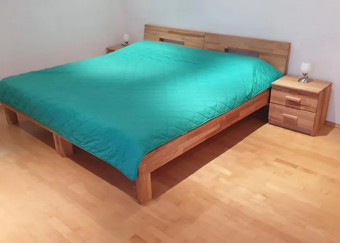 Fuer 4 Personen, 2 Schlafzimmer, 2 Parkplaetze, Wlan Constance