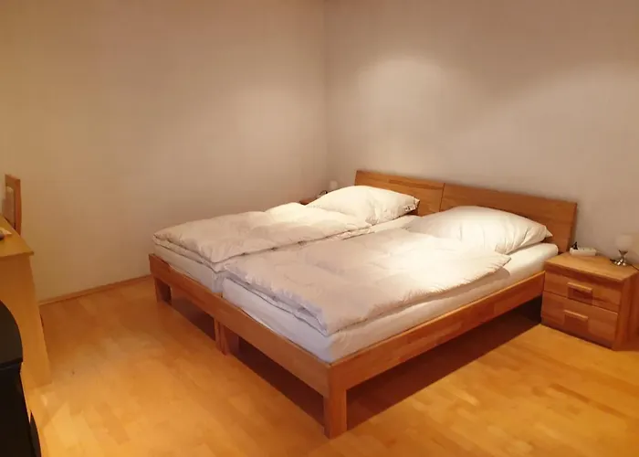 Fuer 4 Personen, 2 Schlafzimmer, 2 Parkplaetze, Wlan Constance